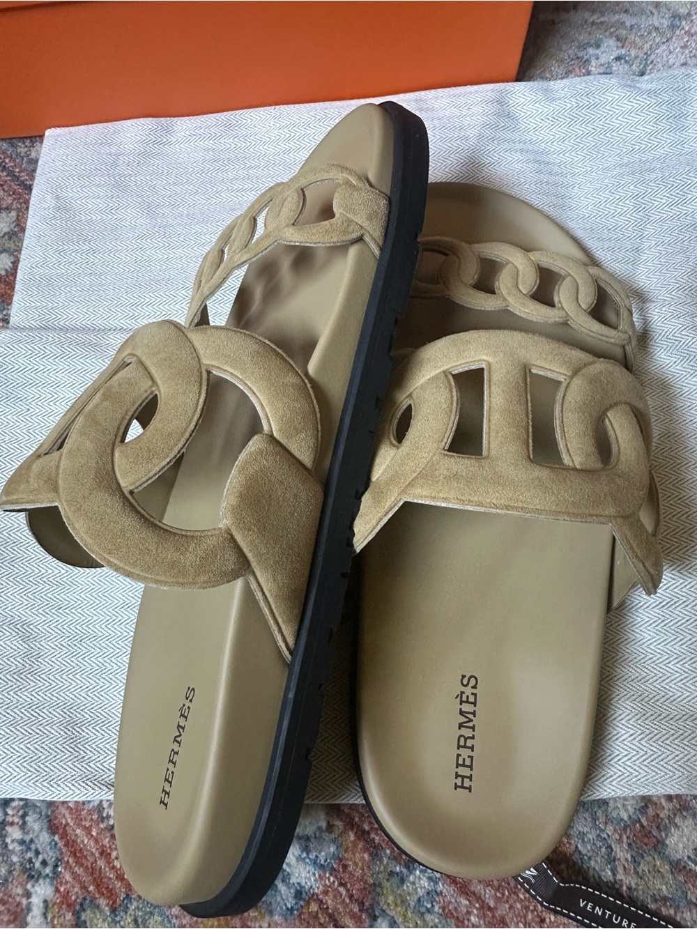 Hermès Tan Suede Extra Chain-Style Slide Sandals 39 - Picture 3 of 9